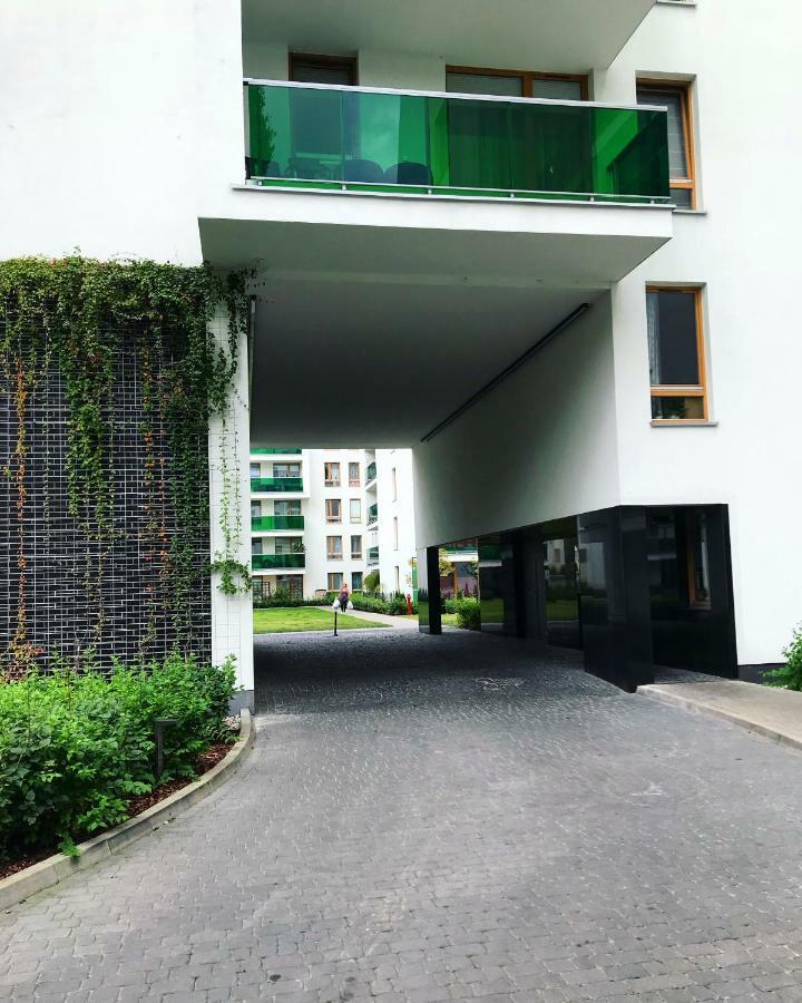 Shiraz Trio Apartament Varsovia Exterior foto